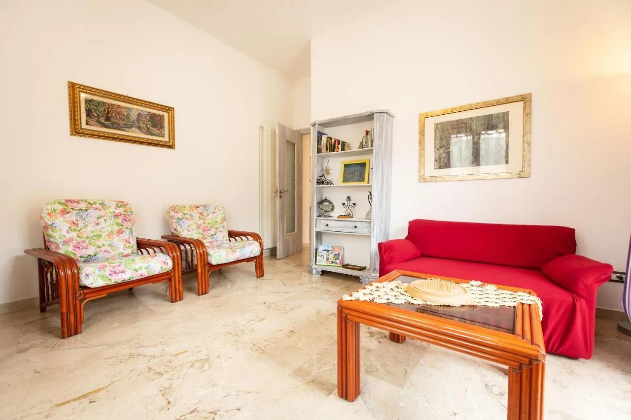Finestra Sul Borgo Apartment Finale Ligure