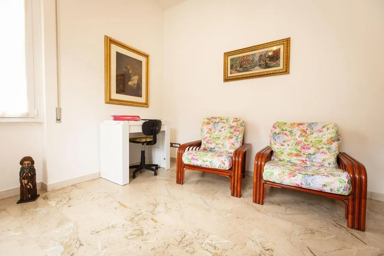 Finestra Sul Borgo Apartment Finale Ligure