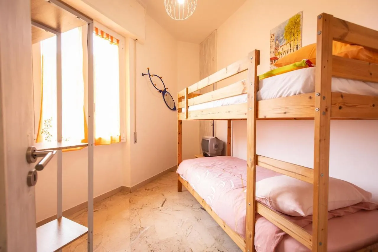 Finestra Sul Borgo Apartment Finale Ligure