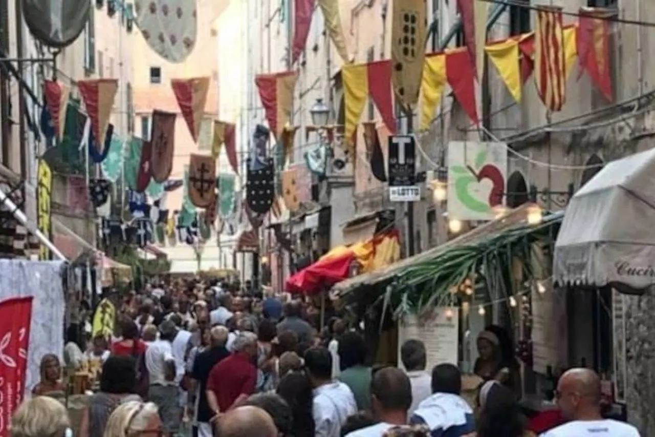 Finestra Sul Borgo Apartment Finale Ligure