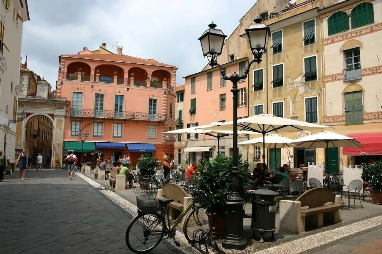 Finestra Sul Borgo Apartment Finale Ligure