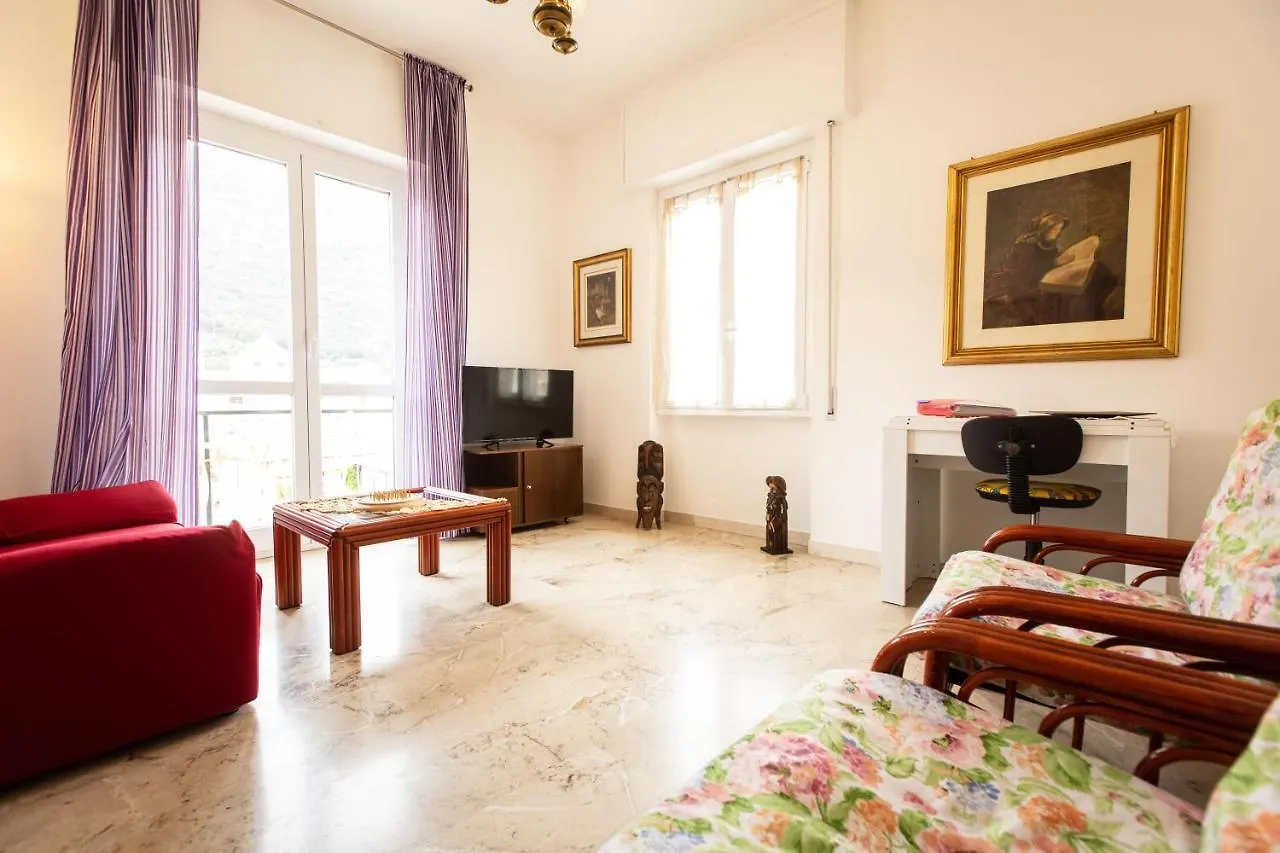 Finestra Sul Borgo Apartment Finale Ligure 0*,  Italy